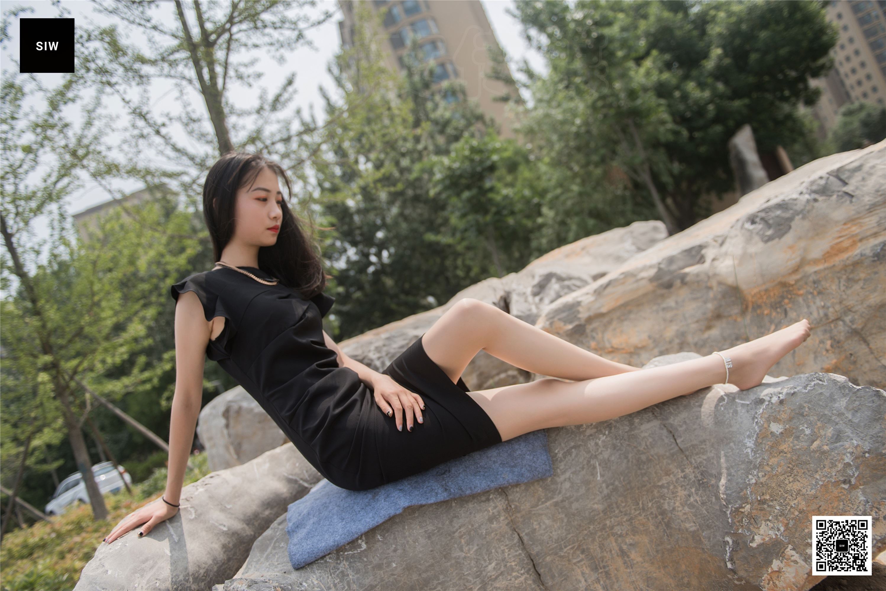 SIW斯文传媒 080 石上美人 - 雯静